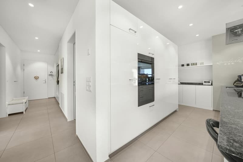 Selten in Tübach - 4.5 Zimmer-Whg. mit 220m² Garten, privater Waschküche & Bodenseeblick (7)