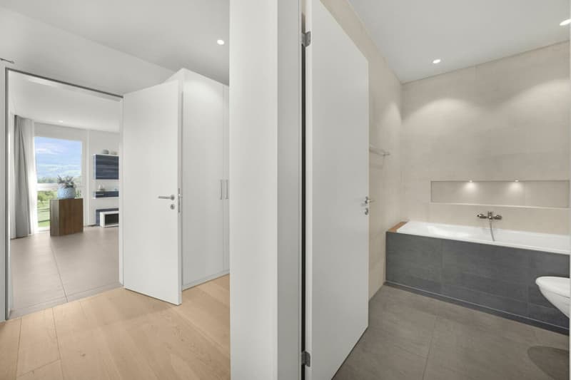 Selten in Tübach - 4.5 Zimmer-Whg. mit 220m² Garten, privater Waschküche & Bodenseeblick (18)