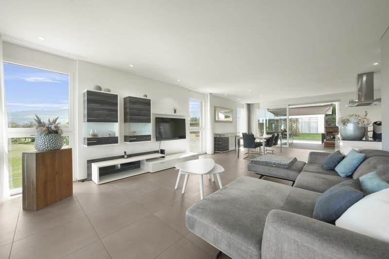 Selten in Tübach - 4.5 Zimmer-Whg. mit 220m² Garten, privater Waschküche & Bodenseeblick (14)