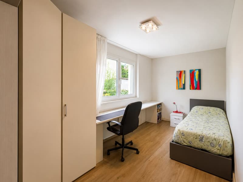 Appartement spacieux de 5.5 pièces avec jardin à Mendrisio (6)