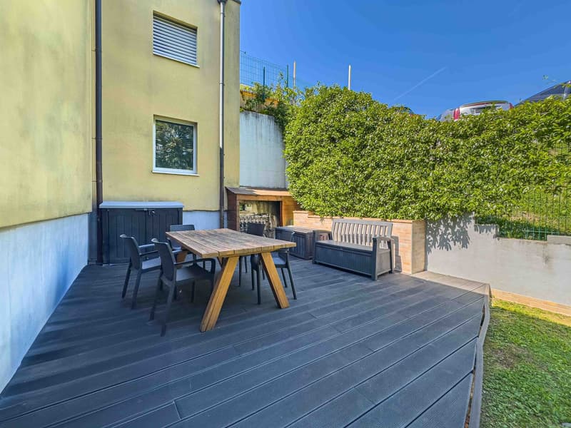 Lake House in Caslano with Private Dock (5)