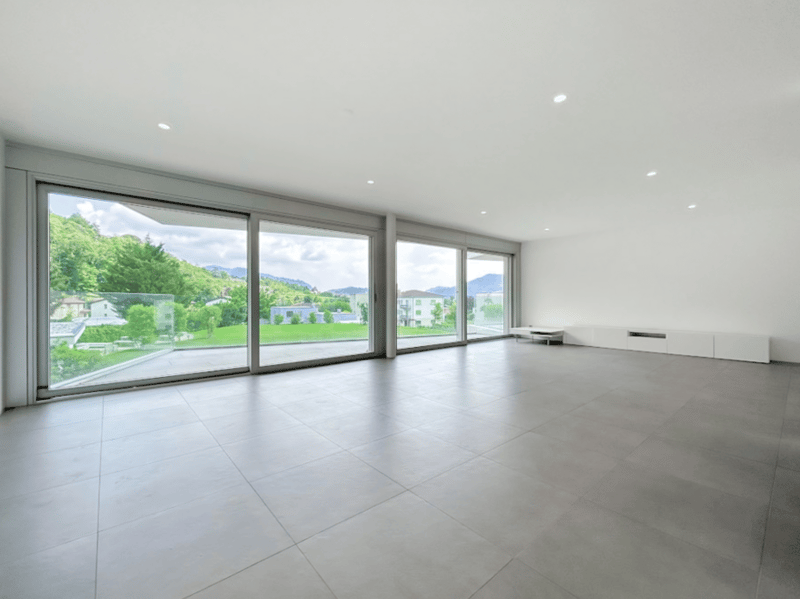 Prächtige 3.5-Zimmer-Wohnung in Morbio Inferiore in einer exklusiven Residenz mit Schwimmbad (2)