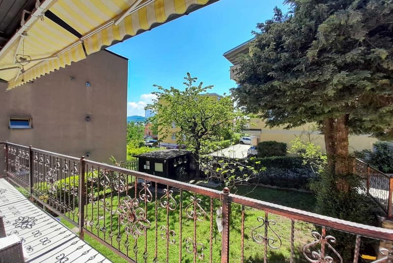Semi-detached house with garden in Canobbio (11)