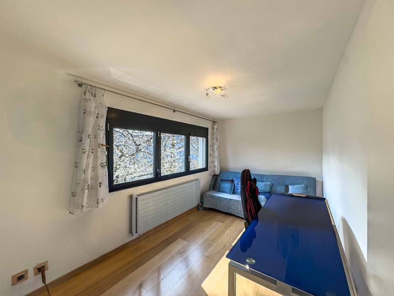 Modern villa with indoor pool in Collina d’Oro (12)