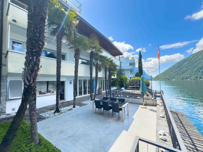 Villa direkt am See mit privaten Bootsliegeplätzen (13)