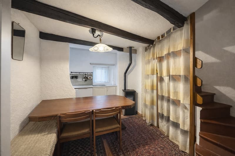 House in the heart of Torricella (2)