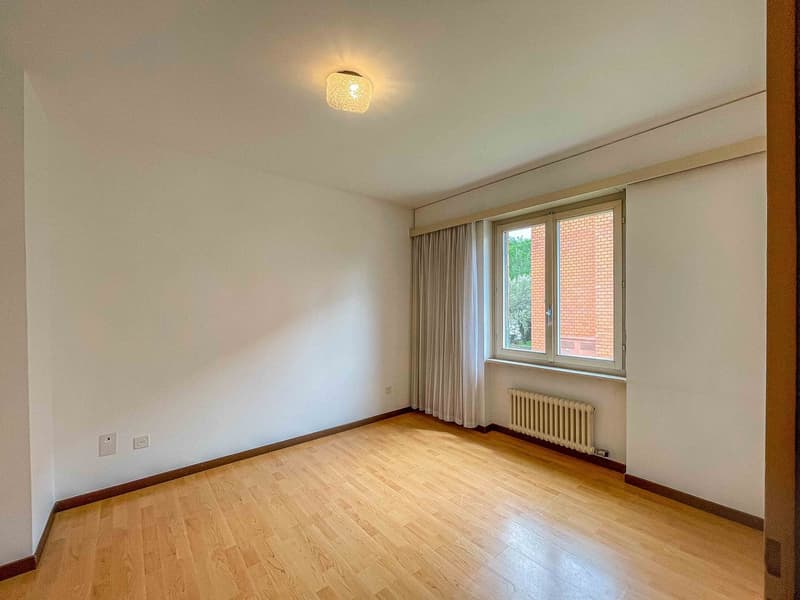 Renovation opportunity: 3 rooms ideal for investment (3)