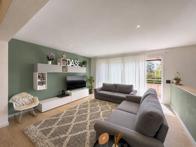 Zweifamilienhaus mit großem Garten in Morbio Inferiore (1)