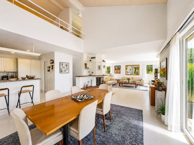 Detached house with large garden in Gentilino (7)