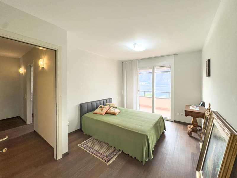 Appartement mit Seeblick und Garten in Bissone (6)