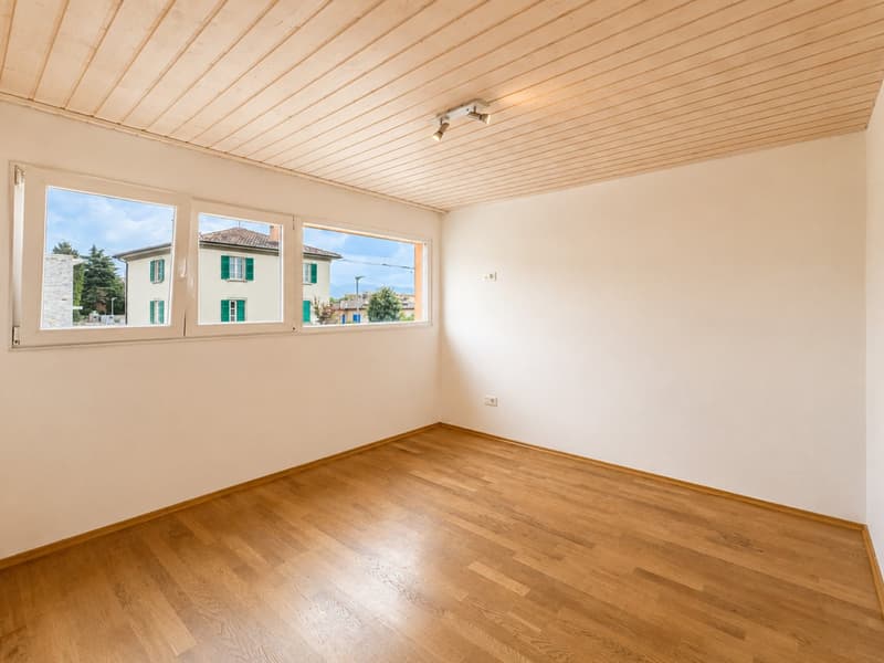 Reihenendhaus mit großem Garten in Ligornetto (4)
