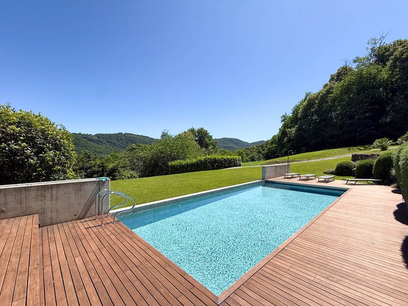 Appartement avec jardin, piscine, sauna et salle de sport à Montagnola (8)