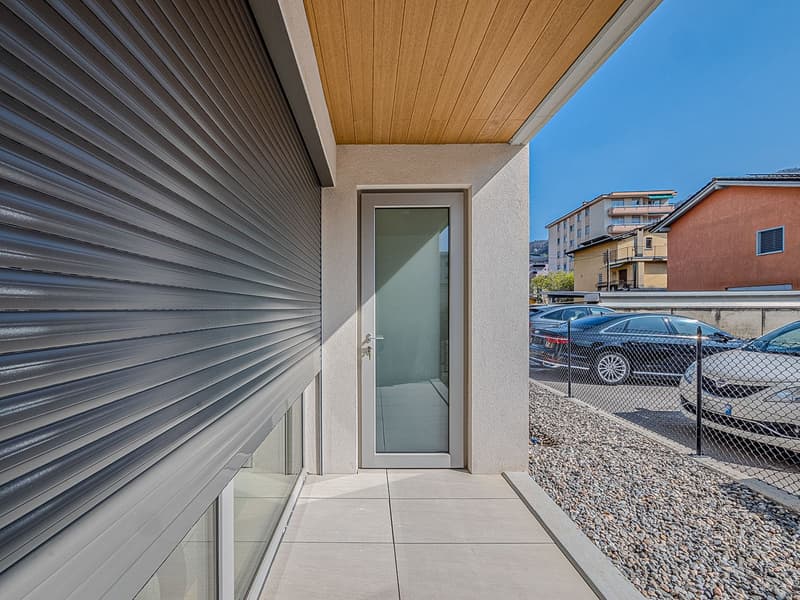 Modern 2.5-room apartment in Chiasso (7)