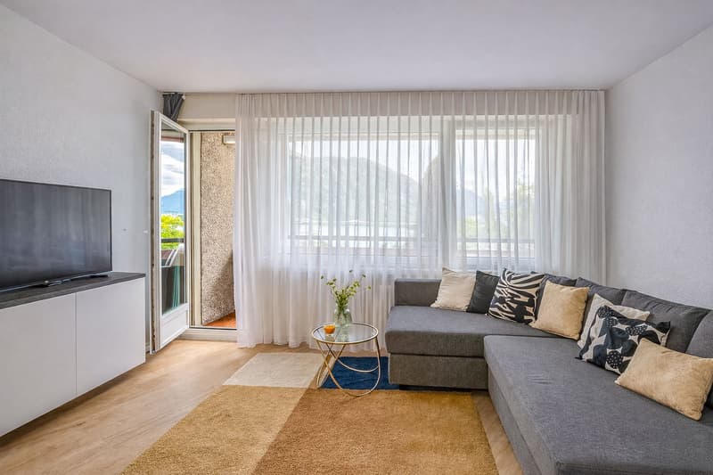3 Zimmer mit Seeblick in Residenz mit Pool und Anlegestelle in Bissone (2)
