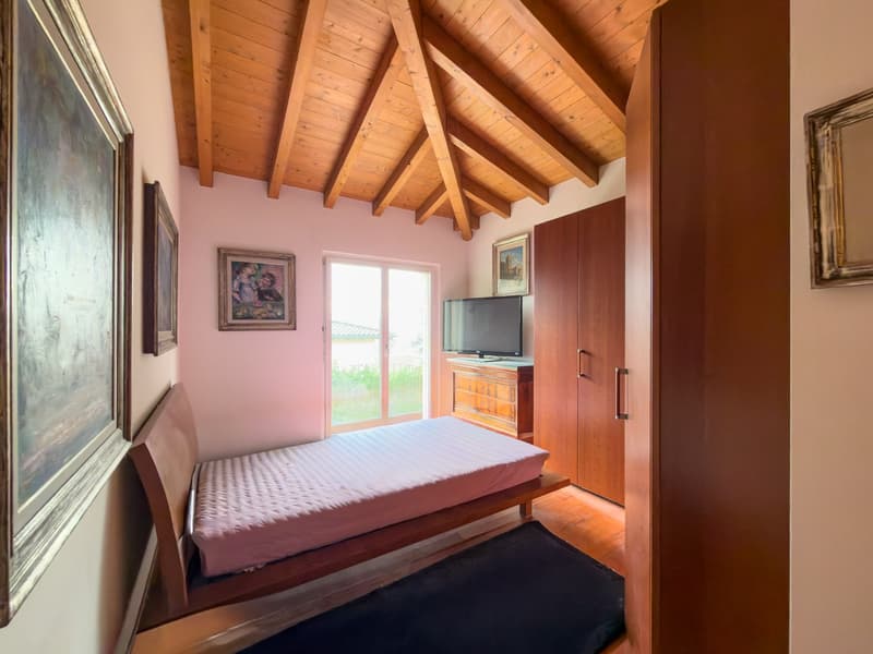 Casa con giardino a Cadro (6)