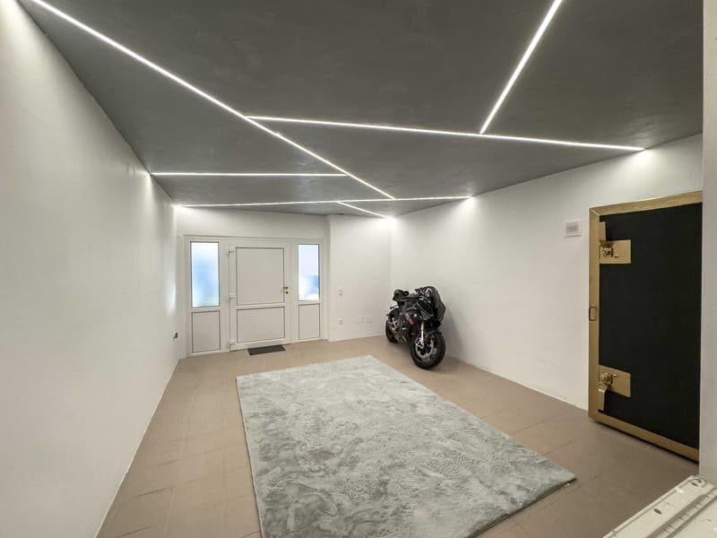 Doppelhaus mit Garten in Arzo (9)
