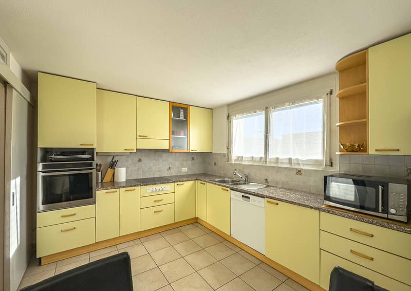 Doppelhaus mit Garten in Arzo (5)