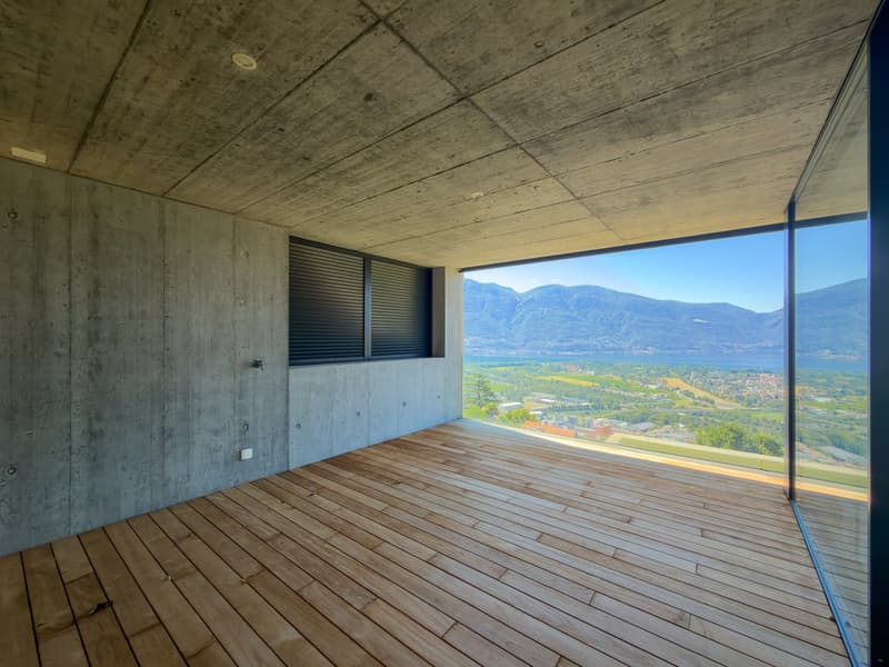 Modern attic with lake view in Locarno (10)