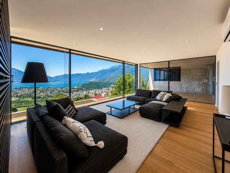 Modern attic with lake view in Locarno (2)