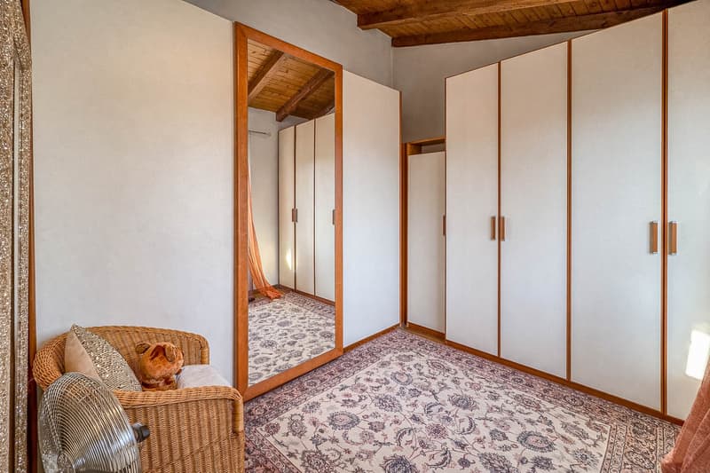 Casa con giardino a Stabio (5)