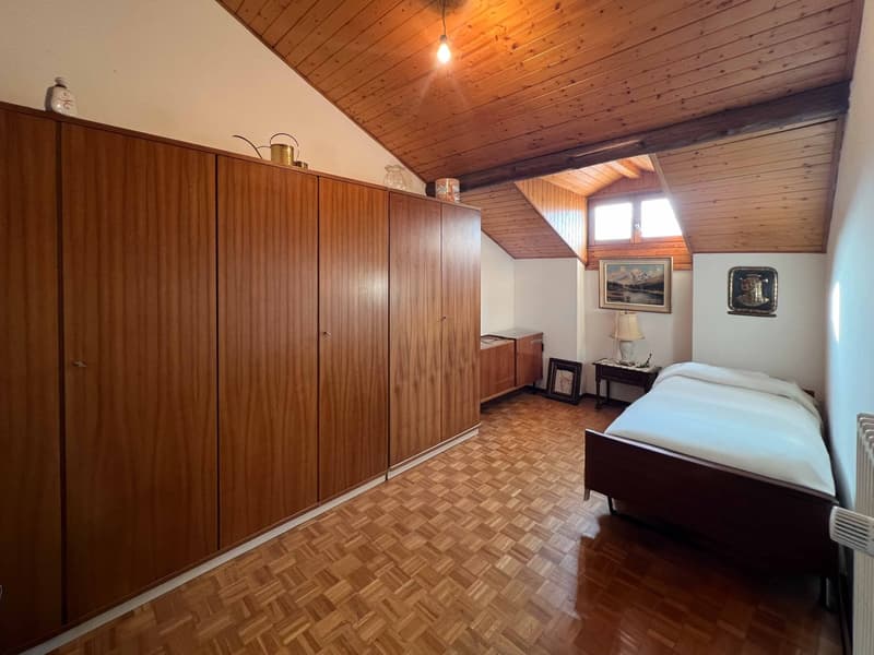 Charakteristische 3.5 Zimmer in Balerna (5)