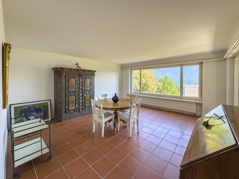 Villa mit Garten und offener Aussicht auf den Luganer Golf in Carona (2)