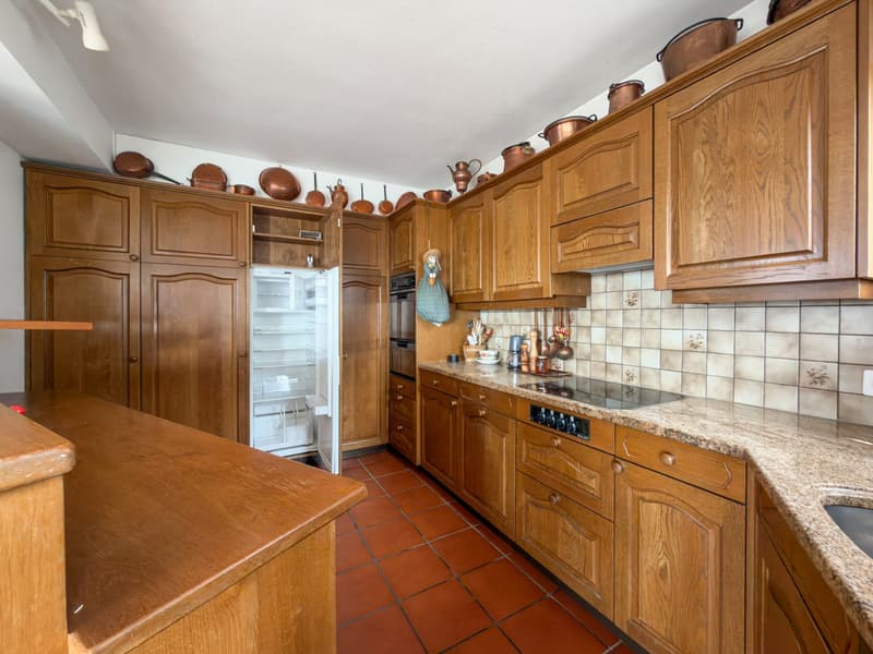 Casa bifamiliare a Vezia (10)