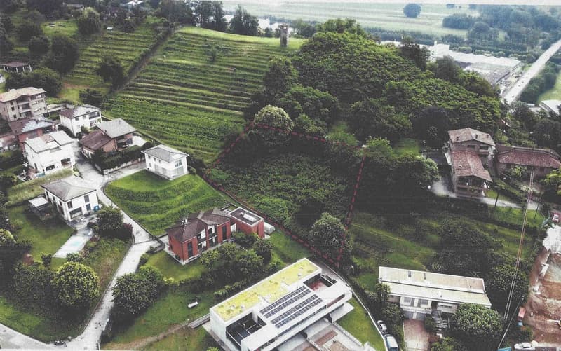 Terreno edificabile con licenza edilizia a Bioggio (1)