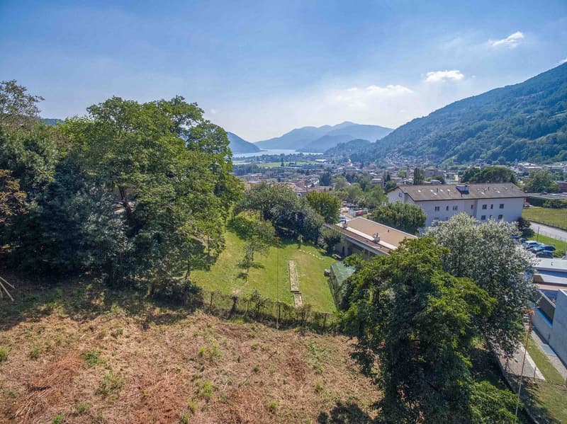 Terreno edificabile con licenza edilizia a Bioggio (2)