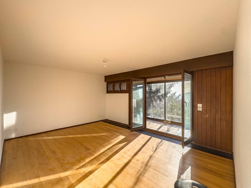 Villa con ampio giardino e vista aperta a Morbio Superiore (4)