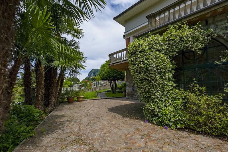 Villa con magnifico parco e campo da tennis (7)