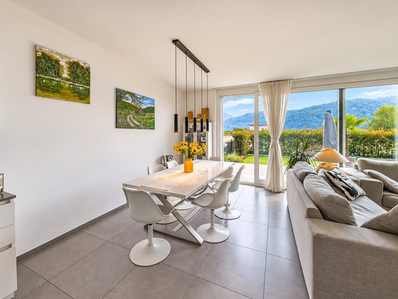 Casa a schiera con giardino ad Agno (2)