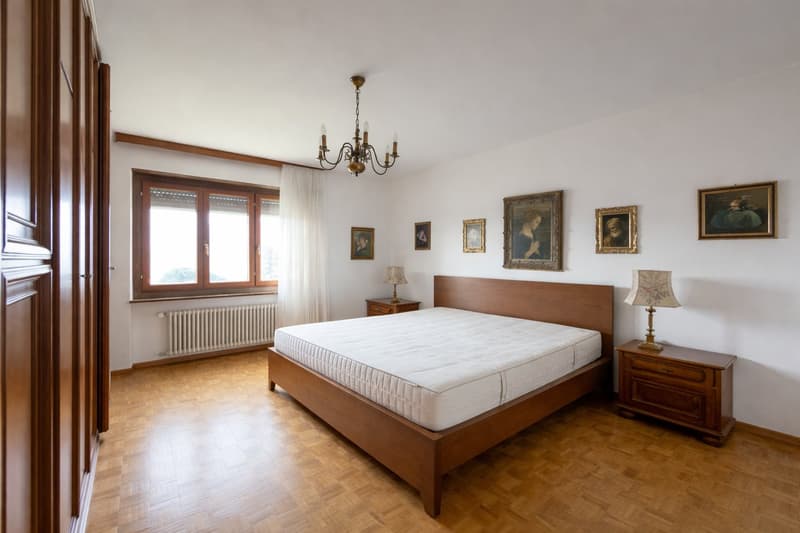 Casa bifamiliare a Vezia (11)