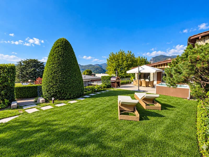 Villa con ampio giardino a Mendrisio (25)