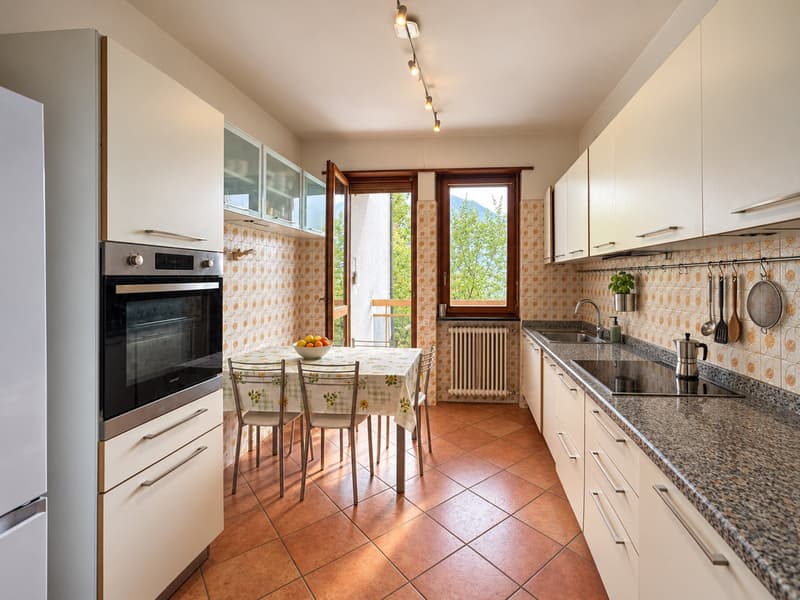 Appartamento duplex vista lago a Campione d'Italia (7)