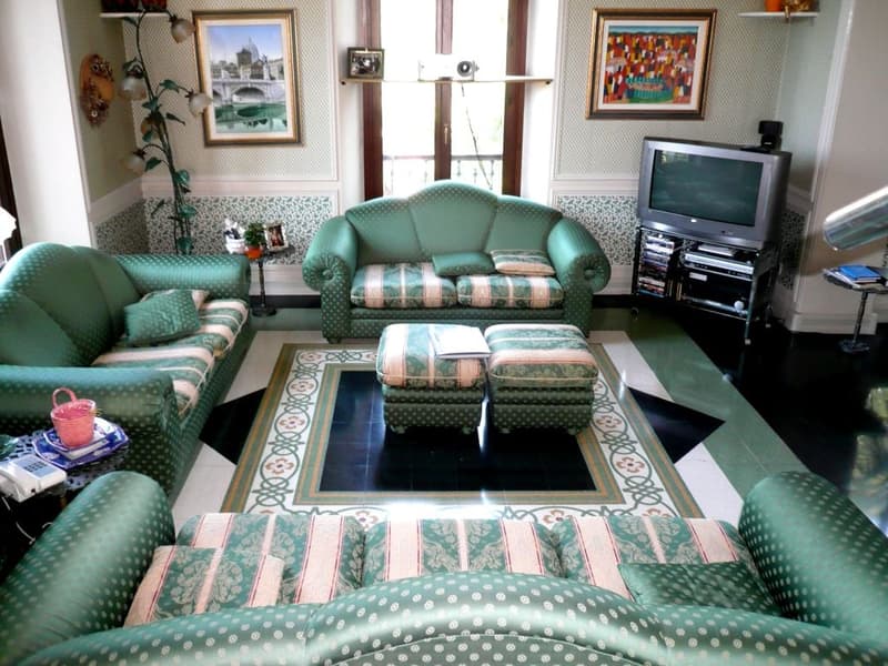 Villa di lusso in un quartiere residenziale molto richiesto con piscina, grande terreno e vista mare da sogno (9)