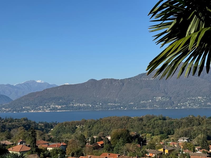 Casa unifamiliare ben curata in una posizione tranquilla e soleggiata con ELW e una vista mare da sogno (16)