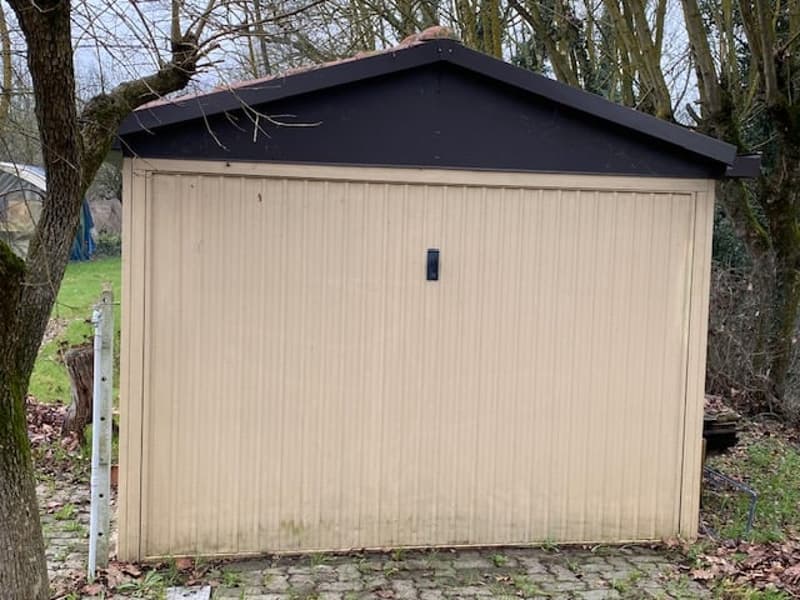 Chalet in quiet and sunny location with beautiful plot (15)