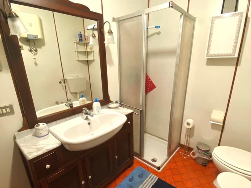 Chalet in quiet and sunny location with beautiful plot (9)