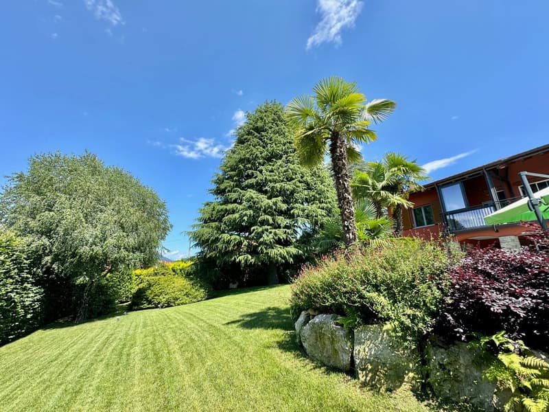 Villa di lusso nuova costruzione 6/5 camere con piscina privata, in posizione soleggiata con vista mozzafiato sul lago (15)