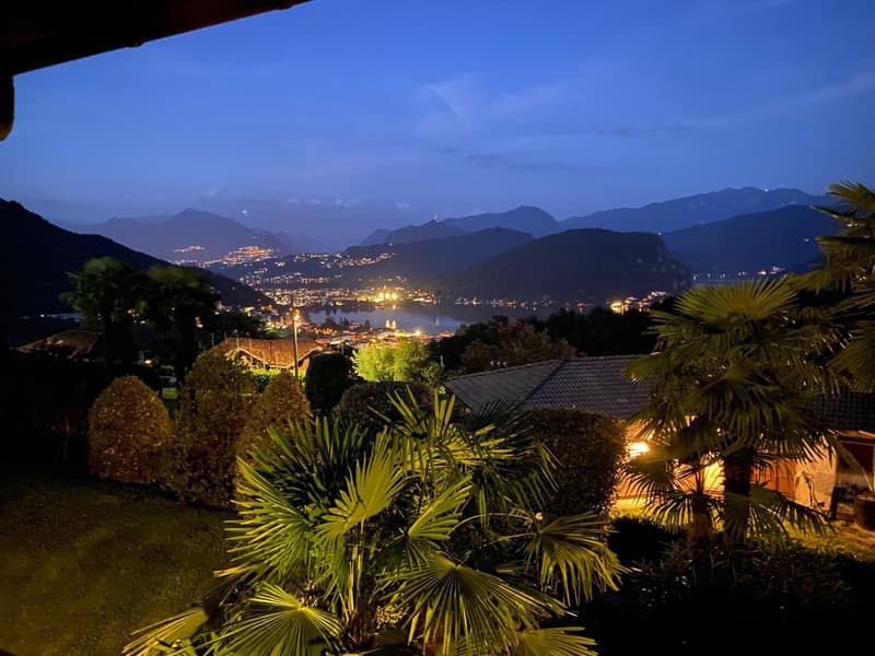 Villa ristrutturata di lusso con grande piscina in posizione soleggiata e tranquilla con vista da sogno sul lago di Lugano (22)