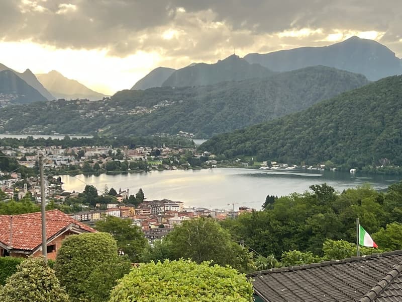 Villa ristrutturata di lusso con grande piscina in posizione soleggiata e tranquilla con vista da sogno sul lago di Lugano (21)