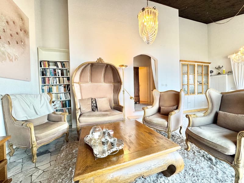 Villa très bien entretenue dans un endroit calme et très ensoleillé avec de grandes terrasses et une vue imprenable sur le lac (4)