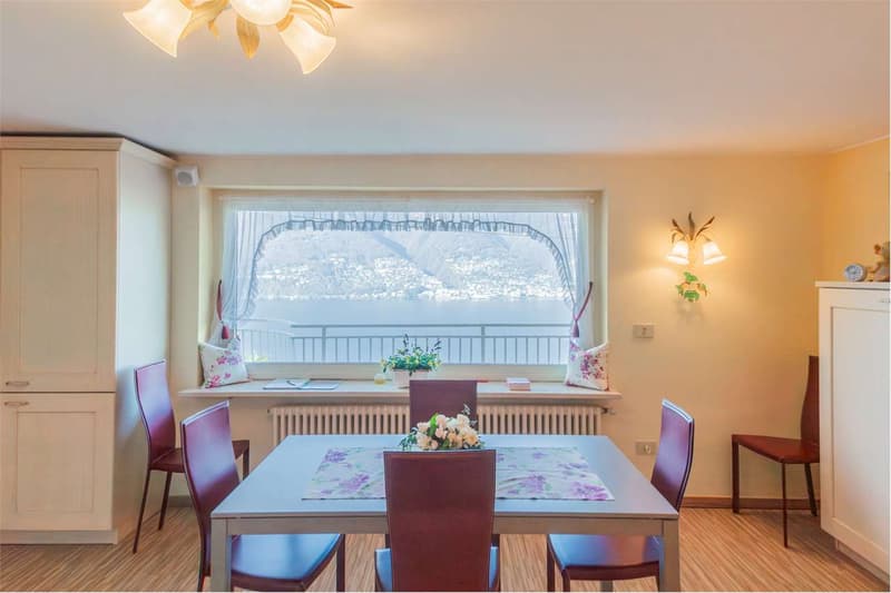 Curata casa indipendente con piscina privata e meravigliosa vista lago (9)