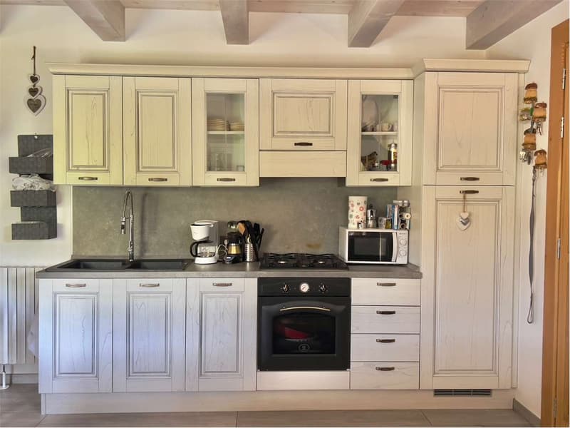 Modern semi-detached chalet of high quality in a quiet and sunny location (8)