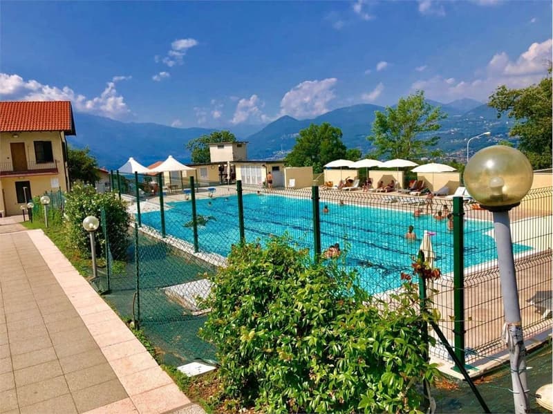 Maison de vacances soignée avec grande terrasse, jardin et vue sur le lac (13)