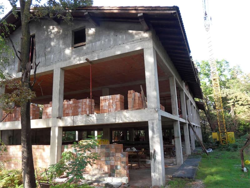 Esclusiva opportunità di sviluppo immobiliare con vista panoramica sul (7)