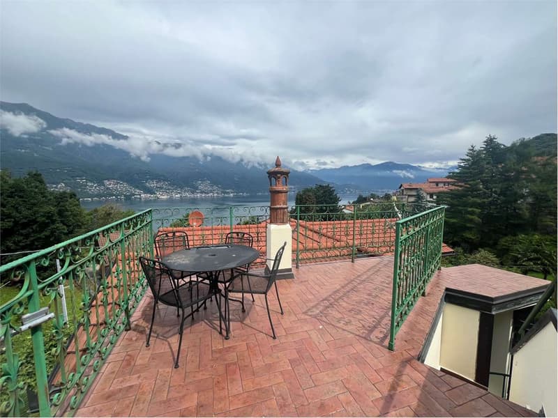 Renovated apartment in a beautiful villa, in a quiet location (10)