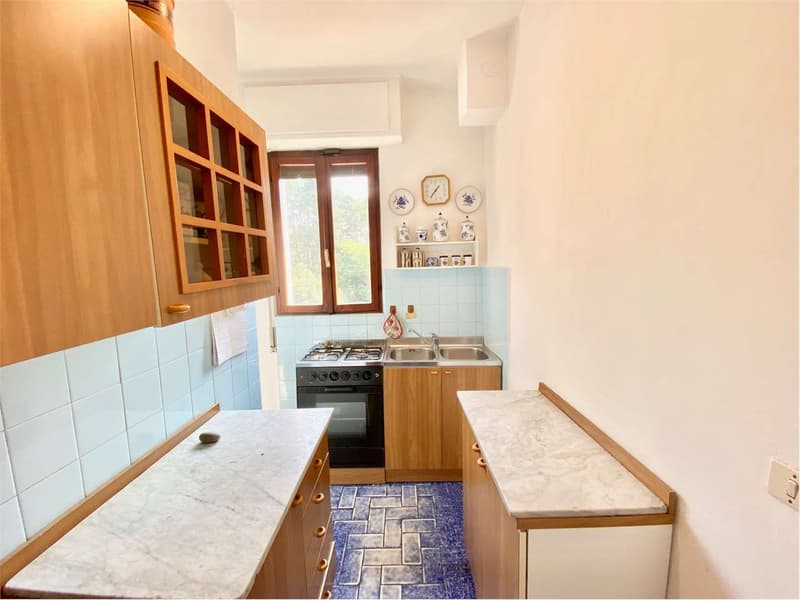 Splendida casa indipendente in una posizione tranquilla  e soleggiata (7)