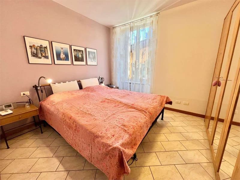 DIRECTLY ON THE LAKE! Apartment in sunny position with garage (6)